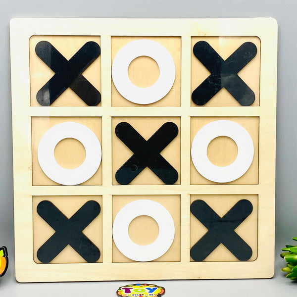 Classical Wooden Tic-Tac-Toe Game